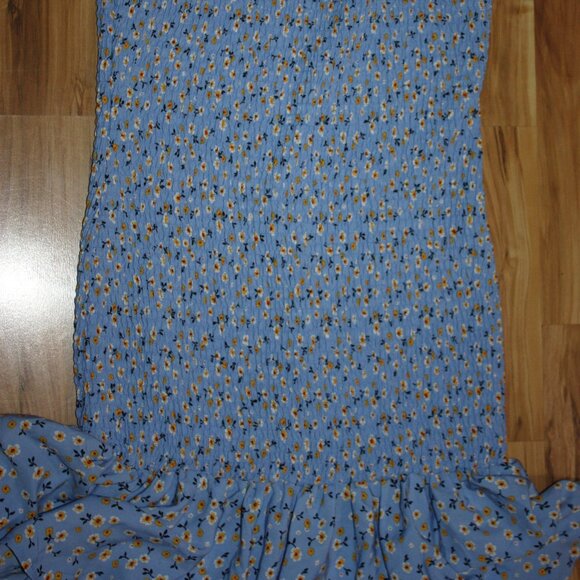 Blue floral dress - Picture 1 of 9